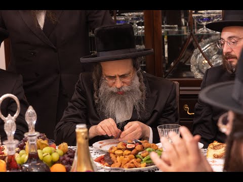 חמשה עשר בשבט ביי כ"ק גאב"ד סאטמאר מאנסי שליט"א בבית הרבני הנגיד מוה"ר מנחם מארקאוויטש הי"ו