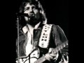 WAYLON JENNINGS- This Is Gettin' Funny (Ain't NoBody Laughing)