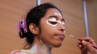 Download lagu Indian Body Painting by Sailesh Chatterjee mp3