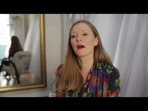 Estilistas e noivas reagem ao vestido de Meghan Markle