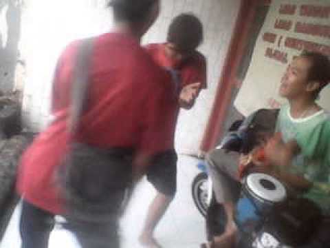 DENI CAGUR FEAT GEMBEL