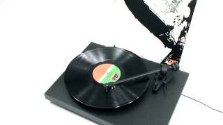 Led Zeppelin - Dazed And Confused (Official Vinyl Video)