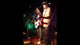 The Get Outs - Learn To Fly (clip)