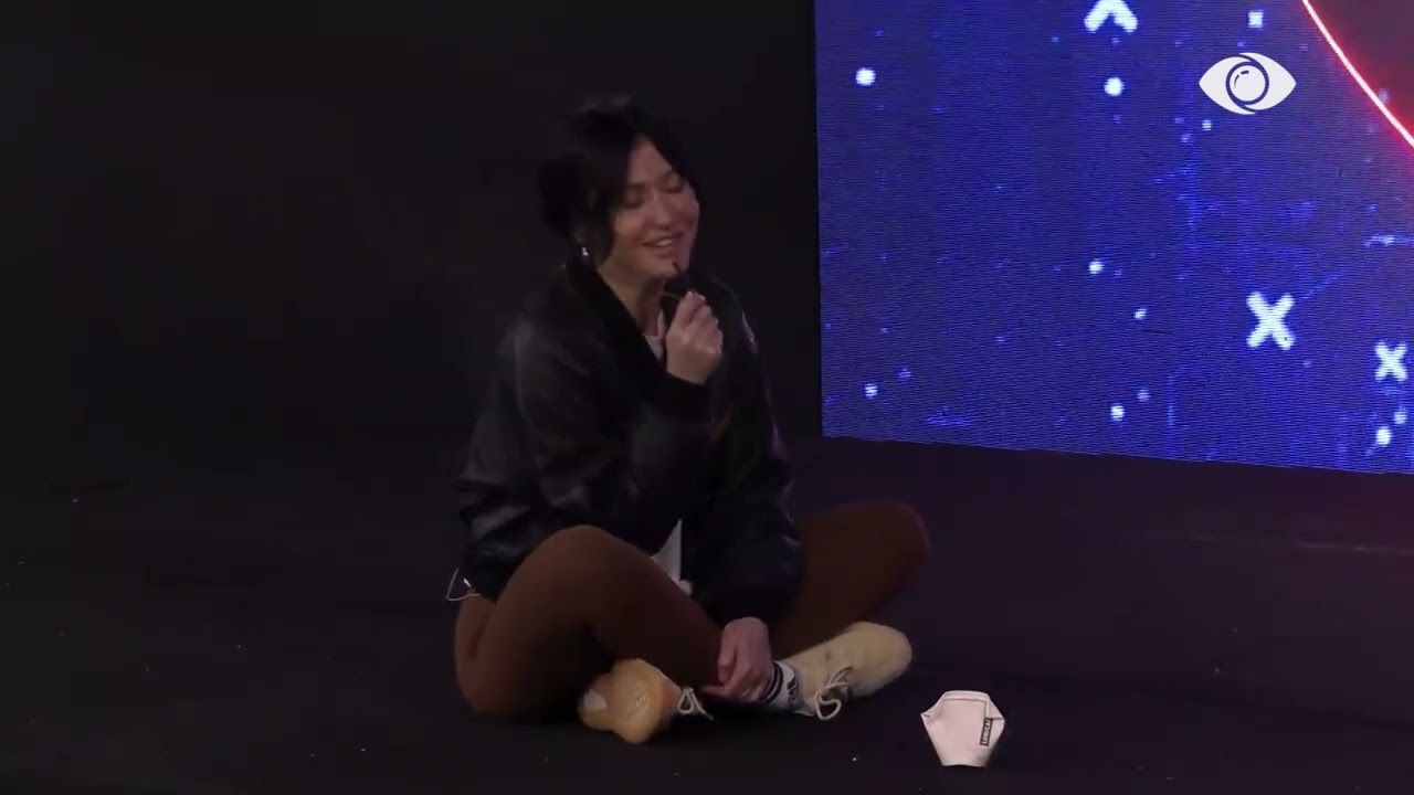 Arta e vetëm në arenën e “Super Sport”, tregon këngën që do në dasmën e saj