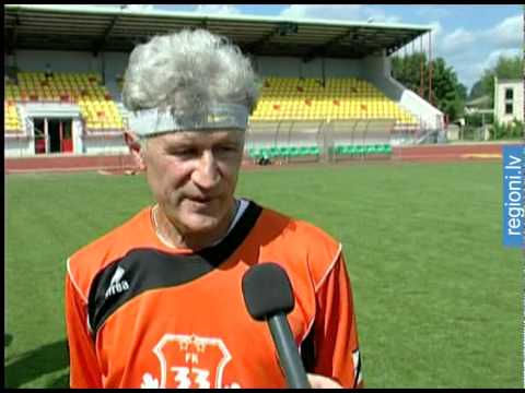 Ogrē notiek veterānu futbola turnīrs