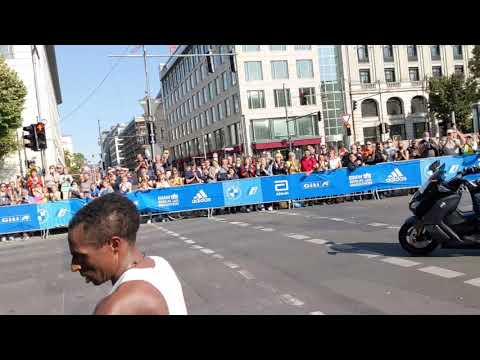 Berlin Marathon 2021: Kenenisa Bekele in the last km 🎉🎉