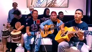Download lagu JANUR KUNING,VERSI ACUSTIK DANGDUT COVER BY JBC, (JALUR BEBAS CHANNEL) MUASOOOK mp3