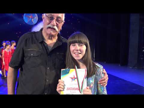 Vanessa SZANTER po rozdaniu nagród z przewodniczącym Jury - ETIENEM LEVI