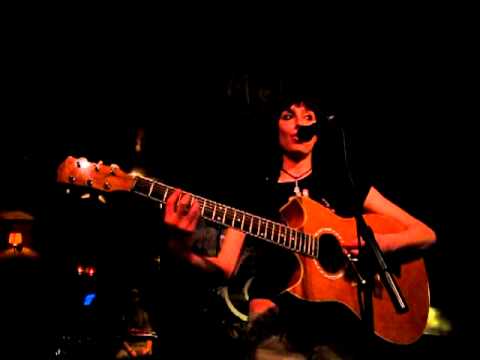Stella - Wonderwall & I'm A Bitch, I'm A Lover (124) Live @ Melon music live club
