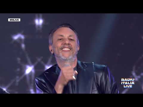 Baby K & Neffa - Il mondo nuovo (live @Radio Italia Live)
