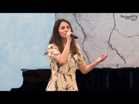 Laura Bretan || Acolo noapte nu va fi