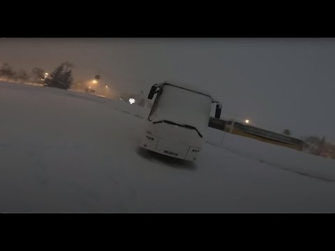 [ChrisBus 100% PureSound] Conduite sur la neige au volant d’un Futura HD
