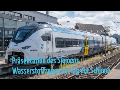 Offizielle Vorstellung des Siemens Wasserstoffzuges mit Hubert Aiwanger u.a. am Tag der Schiene