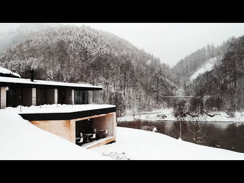 Atra Doftana, Romania