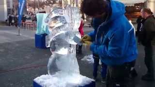 preview picture of video 'Ice Carving in Geleen tijdens Geleen Twinkelt 2014'