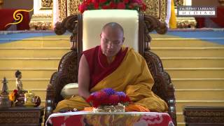 The Torch of Certainty, a teaching by the 17th Gyalwang Karmapa, Tibetan and English 2/4