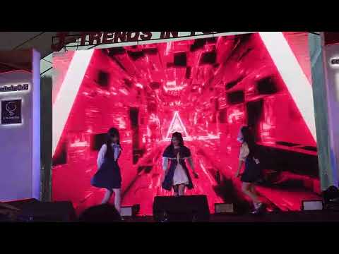 Kiss Kitsune : Grizzly ni Osoretara @ J-Trends In Town - CTW【4K 60FPS】