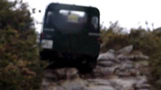 preview picture of video 'Land Rover - Veteranos 2006'