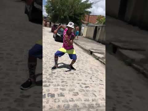 MANEIRO NA VOZ E MC MANEIRINHO - O BONDE TÁ PROCURADO - PASSINHO DOS MALOKA - MANOTRUTAA