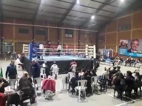 Pelea  de Axel "El Osito" Medina