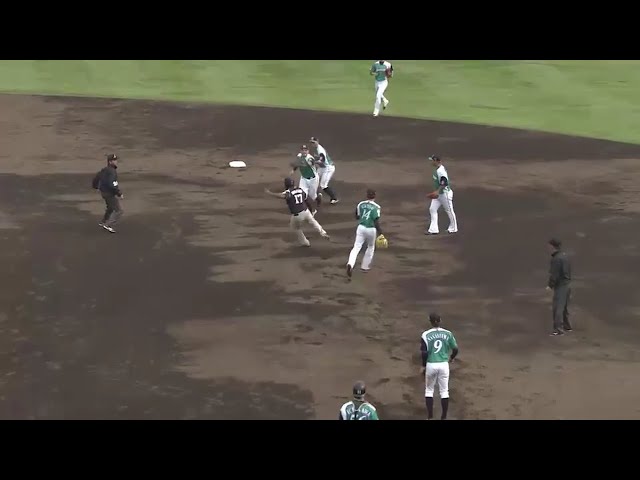 【5回表】 マリーンズ・ナバーロ粘るも… ファイターズ好守でピンチの芽を摘みとる!! 2016/5/26 F-M