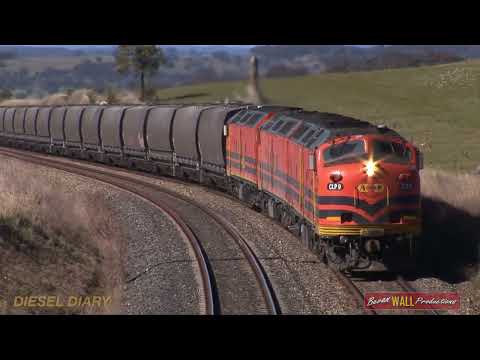 Australian streamlined diesel locomotives CLP9, CLF7 & CLF3 - Lithgow to Molong - August 2005