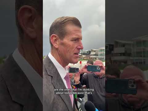 Ben Roberts-Smith attends Anzac Day dawn service on the Gold Coast