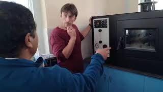 Rolling thin-film oven test (RTFOT) : Short term aging of binder