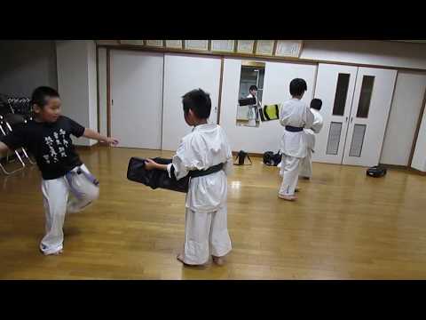 下段蹴りのコンビネーション・トレーニング