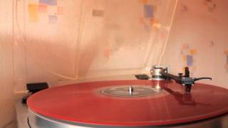 Roots Radics - Dub A Little Love (Greensleeves)