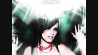 Nelly furtado ft Concha Buika - FUERTE  HQ LYRICS