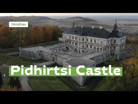 Pidhirtsi Castle from above · Ukraїner