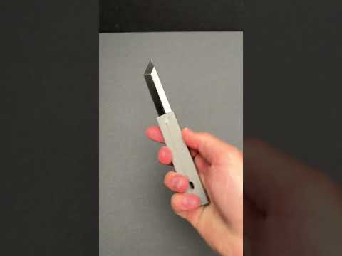 Gravity Knives Just Hit Different