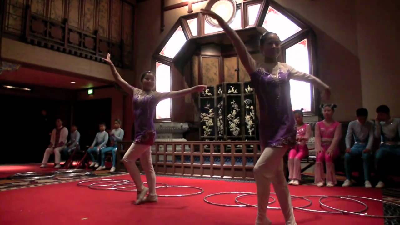 Dragon Legend Acrobats