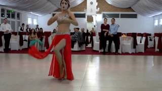 Romanian Girl Dance Indian Style Music At The Wedding