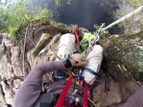 Basement of The Swallows Sotano de las Golondrinas 3m 24s rapel