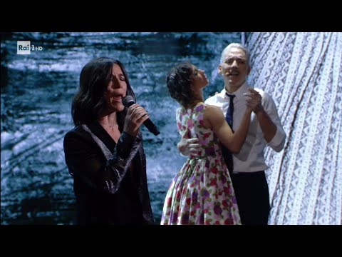 Beppe Fiorello e Paola Turci - Dio, come ti amo - Penso che un sogno così 11/01/2021