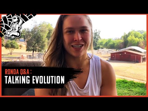Ronda Rousey Praises Becky Lynch And Charlotte For Their WWE Evolution Bout