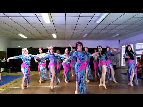 Soraya Saadi & sa Troupe Féminissime Orient - LYON DANSE ORIENTALE