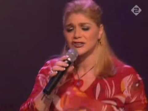 NSF 2004: Entre-act Sandra Kim - J'aime La Vie