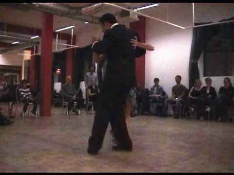 Roberto Zuccarino & Jesica Arfenoni in Movimiento (3)"La Milonga de Buenos Aires"F.Canaro