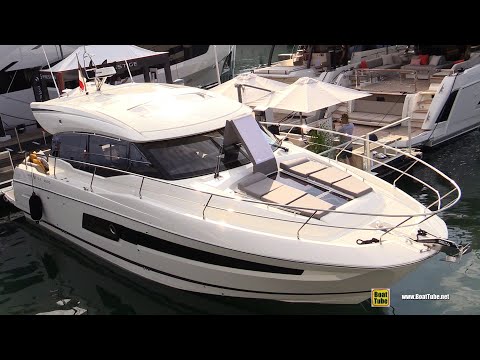 2022 Prestige 460 S Luxury Motor Yacht!