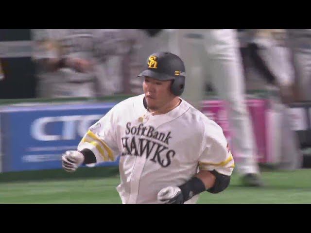 【3回裏】これぞ4番!! ホークス・山川穂高 レフトスタンドへの2ランホームラン!!  2024年3月19日 福岡ソフトバンクホークス 対 阪神タイガース