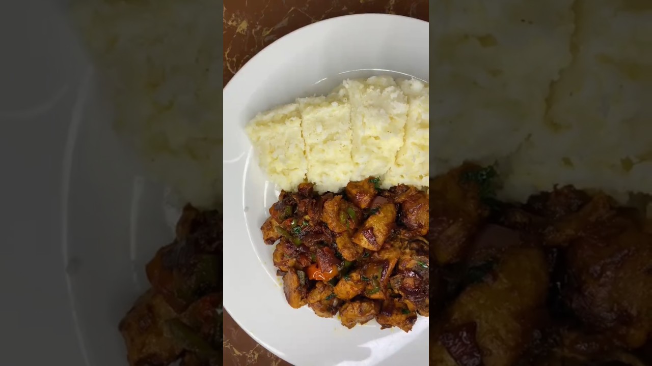 “Classic Ugali & Beef Stew 🇰🇪🍛 | Kenyan Favorite Combo! | Hearty, Tasty & Filling | #UgaliBee#Shorts