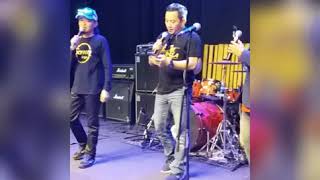 Download lagu Manja Kekasihku (cover by Awie and Gmie ) mp3 Download lagu Manja Kekasihku (cover by Awie and Gmie ) mp3