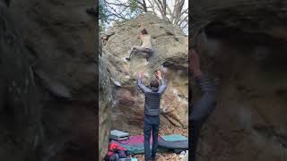 Video thumbnail of L’arrache doigts, 7b+. La Capelle