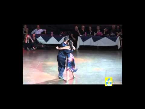  Marco Palladino  and  Virginia Pandolfi  are  dancing  to  a  tango