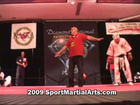 Jason Bourelly v Robbie Lavoie - Men's sparring run offs - 2009 Diamond Nationals