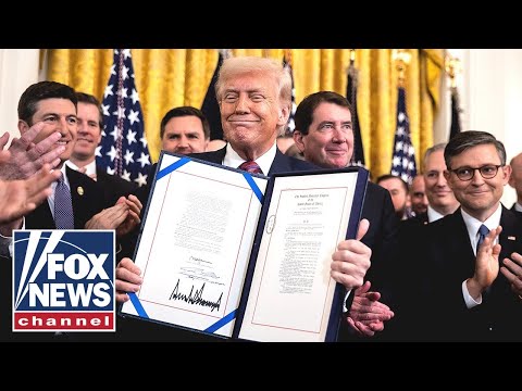 'They were literally ARRESTING people': GOP Rep. on chaos before Trump's crypto bill