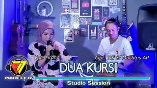 Download lagu Dua Kursi - Rita Sugiarto (Cover Project 17 By Firdha) || Lagu Dangdut Populer Karya Cipta Udi S. mp3
